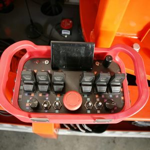 18m <b>Spider</b> Lift 3250kg Total Weight Wireless <b>Remote</b> <b>Control</b> 18 Meter Crawler Aerial Work Platform 230kg Load Capacity Man High O - Product Image 3