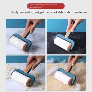 Rouleau adhésif en plastique pour nettoyer les vêtements et les poils d'animaux, avec logo personnalisé - Product Image 3