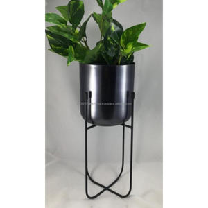 Macetero de Hierro de Alta Calidad con Acabado Cromado, Diseño Redondo Colorido, Estilo Americano, para Uso en Interiores/Exteriores, en Escritorio o Suelo - Product Image 4
