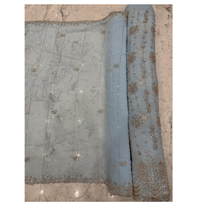 Tissu en soie pure de haute qualité, léger, élégant et durable, parfait pour la couture de vêtements, les créateurs de mode et la décoration intérieure - Product Image 1