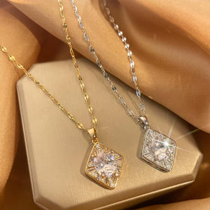 14K chapado en oro de acero inoxidable flor corazón Bowknot cobre circón grueso luz lujo moda colgante collar PARA CENA fiesta - Product Image 5