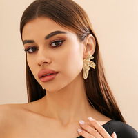 YW mode Style européen et américain alliage matériel rétro feuille conception femmes bijoux boucles d'oreilles