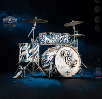 Professional Drum Kit 5 Piece Acoustic Percussion Set with Durable Hardware for Stage Performance and Studio Recording