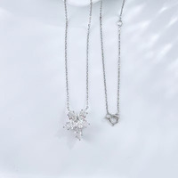 Ensemble collier pendentif ajustable en platine Pt950 avec diamant de laboratoire taille poire, motif cluster d'étoiles scintillantes, bijoux fins et charmant accessoire