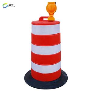 Barriere Stradali di Sicurezza in Plastica Riempibili con Acqua o Sabbia, 2 Metri, per Controllo Veicoli e Costruzioni - Product Image 6