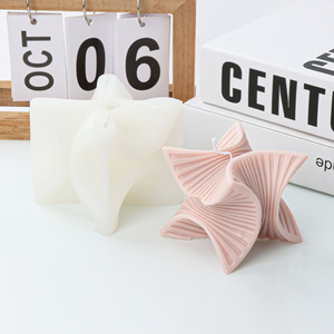 Molde de vela de cubo de <span class=keywords><strong>Rubik</strong></span> giratorio en espiral geométrico de forma especial sin BPA, moldes de vela de pirámide de silicona hechos a mano DIY - Product Image 3
