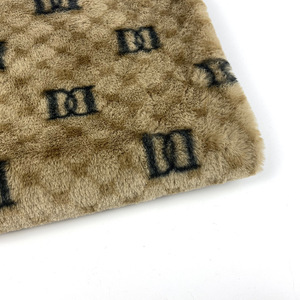 Letra D patrón de rejilla impreso tela de piel de conejo de imitación felpa suave para abrigo de lujo ajuste ropa de moda textil - Product Image 3