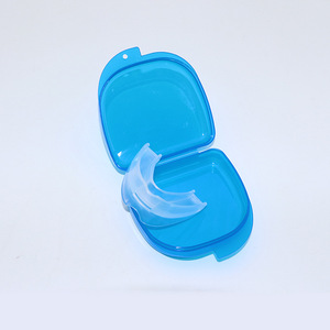 Soporte antironquidos de silicona con logotipo personalizado <span class=keywords><strong>para</strong></span> <span class=keywords><strong>protector</strong></span> <span class=keywords><strong>bucal</strong></span> Bandeja antironquidos y enfermedades molares <span class=keywords><strong>para</strong></span> herramientas <span class=keywords><strong>para</strong></span> dormir y cuidar la boca - Product Image 3