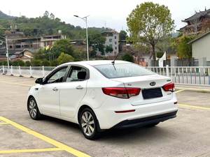 Autos Usados Baratos en Venta en China a Precios Bajos, K2 2015 Automático Híbrido de Gasolina, Compra de Auto con Volante a la Izquierda, Autos Usados Baratos China 2015 K - Product Image 6