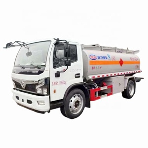 Camions-citernes à carburant neufs de 5000 litres, camions-citernes à huile diesel de 5 m3, camions-citernes de ravitaillement en carburant, fournis par l'usine aux Émirats arabes unis - Product Image 1