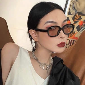 Gafas de sol de estilo hip hop para <span class=keywords><strong>hombre</strong></span> y mujer, <span class=keywords><strong>lentes</strong></span> de estilo <span class=keywords><strong>hipster</strong></span>, con personalidad, estilo disco, vintage, ovaladas, uv400 - Product Image 2