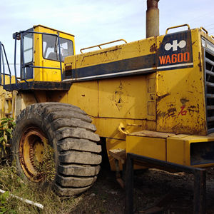 รถตักล้อยาง Komattsu ของแท้มือสอง WA600-1 - Product Image 1