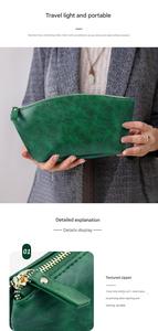 Neceser de Cuero PU Estilo Retro de Gran Capacidad con Cierre de Cremallera y Gancho, Organizador de Viaje Personalizable con Logotipo, para Cosméticos y Artículos de Aseo - Product Image 6