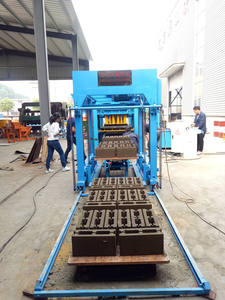 Máquina de fabricación de ladrillos ecológica automática 6-15 bloque de enclavamiento de Canadá con <span class=keywords><strong>cemento</strong></span> como motor de materia prima como componente central - Product Image 6