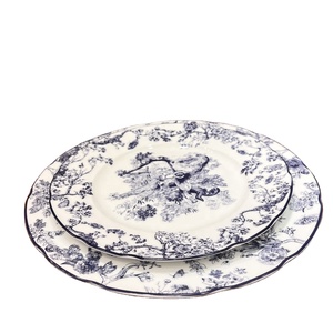 New Design European Style Luxury Bone China Plate Set Porcelain Dinner Set - Product Image 3
