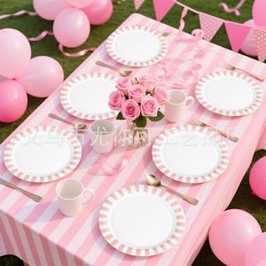 Assiettes en papier jetables rondes, fleuries, roses et blanches, pour décorations de fête d'anniversaire - Product Image 1