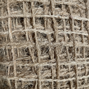 ตาข่ายมะพร้าวช่วยปกป้องพืชจากวัชพืชในการทำสวน - Product Image 1