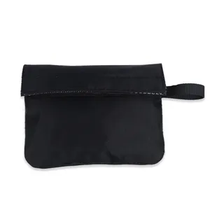 Odorless Travel Smell Proof Bag Smell Proof Pouch with Carbon Fiber Lining  - China Smell Proof Bag and Activated Carbon Lining price
