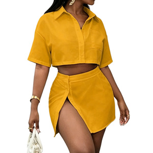 Ensemble d'été pour femme - chemisier à col court et jupe courte taille haute et évasée - Product Image 4