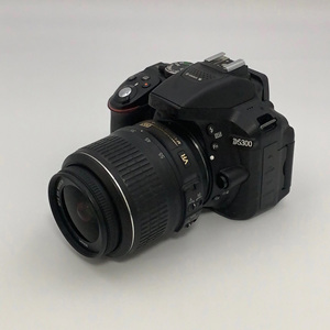กล้อง DSLR ราคาประหยัด Nikon D5300 พร้อมเลนส์ 18-55 มม. ความละเอียด 24.25MP ถ่ายวิดีโอ 1080p เหมาะสำหรับการสร้างเนื้อหาแบบ Vlogging - Product Image 6