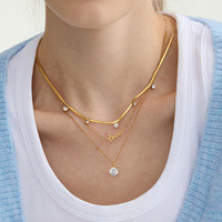 Collier pendentif élégant en acier inoxydable plaqué or 18 carats, hypoallergénique, avec zircon, pour femmes et filles, bijoux de mode, cadeau