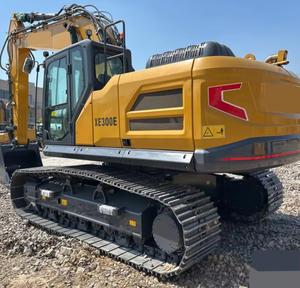 Excavatrice sur chenilles de grande taille de 30 tonnes de la célèbre marque chinoise XE300E - Product Image 1