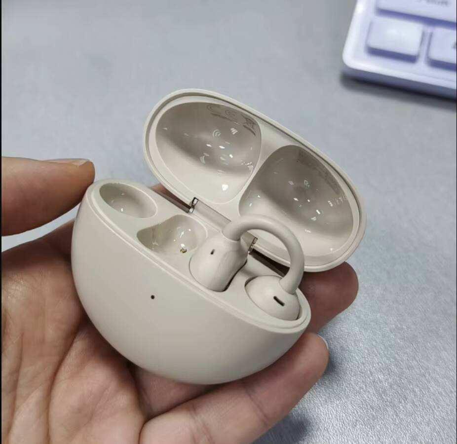 ORANGLES Huawei FreeClip Open-Ear Wireless Earbuds | C-Bridge Design, IPX4 Waterproof, 8H Battery + Case (2024) - elegant presentation - exhibiting components - Image 6 of 6 | ideal for home | Discount on Huawei FreeClip Open-Ear Wireless Earbuds | C-Bridge Design, IPX4 Waterproof, 8H Battery + Case (2024) Virginia | Free Shipping ORANGLES