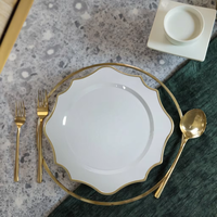 Assiette de présentation en plastique classique de luxe avec bordure dorée blanche - Assiettes élégantes pour mariage et fête 100 pièces Motif personnalisé pour la décoration de la maison