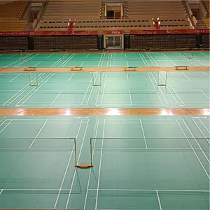 BWF批准的室内pvc羽毛球场地板橡胶运动地板户外羽毛球垫，用于体育馆比赛