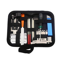 Kit d'outils de réparation de guitare portable OEM ODM 25-en-1 : Enrouleur de cordes, clé de réglage, limes de ponçage, barre de nivellement, accessoires pour instruments