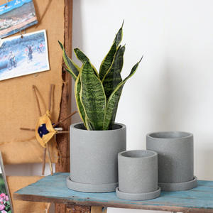 Pot de fleur cylindrique minimaliste moderne nordique pot de fleur en béton de haute qualité gris froid avec plateau - Product Image 3