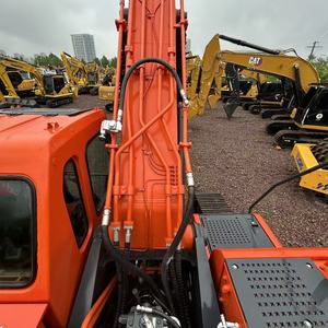 Excavatrice hydraulique sur chenilles d'occasion Doosan DX300LC-9C/DX300, 30 tonnes, importée de Corée, pompe Isuzu, modèle 2024, capacité de la benne de 1,27 m³ - Product Image 3