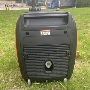 เครื่องกำเนิดไฟฟ้าอินเวอร์เตอร์แบบเงียบ Efurden 5500W 7kW ใช้เชื้อเพลิงเบนซิน แรงดันไฟฟ้า 230V/240V เครื่องกำเนิดไฟฟ้าแบบพกพาสำหรับใช้ในบ้าน มีสินค้าในสต็อก - Product Image 6