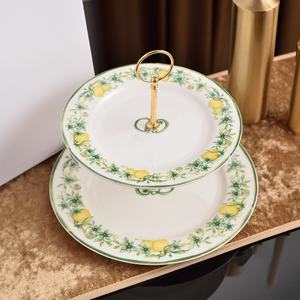 Fourniture d'usine de plats en céramique haut de gamme en porcelaine avec motif rond pour les fêtes - Product Image 1