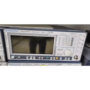 Generador de Señales Usado R&S Rohde & Schwarz SMIQ 06L 1125.5555.26 300kHz-6.4GHz - Product Image 1