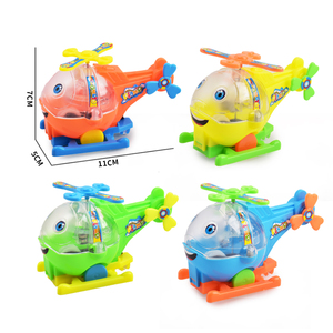 Jouet éducatif STEM à friction, jouet à friction en plastique sûr et non toxique, hélicoptère lumineux à friction de style <span class=keywords><strong>dessin</strong></span> <span class=keywords><strong>animé</strong></span> pour enfants - Product Image 4