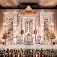 Décoration de scène de réception blanche de style Bollywood de luxe, thème romain, pour mariage aux États-Unis