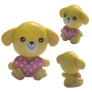 WJ5090 Factory Direct plastic animals with small heart dolls toy for girls room decoration