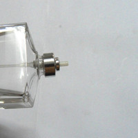 Machine à Sertir Manuelle pour Bouteilles de Parfum en Verre avec Pulvérisateur, Sertisseuse de 13 mm et 15 mm, Outil de Scellage et de Capsulage