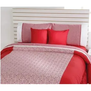 Ensemble de couette Baruk rouge 4 pièces en coton à motifs géométriques, style princesse, literie pour la maison, utilisable toute l'année - Product Image 5