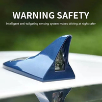 Antenne de voiture LED étanche en forme d'aileron de requin clignotante, 8 LED, décoration de toit avec recharge solaire