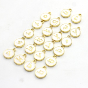 100 pz/sacchetto Ciondoli Alfabeto Assiro Smaltati Bifacciali, Gioielli Cristiani Assiri, Ciondoli Lettere per Spille/Braccialetti per Bambini - Product Image 1