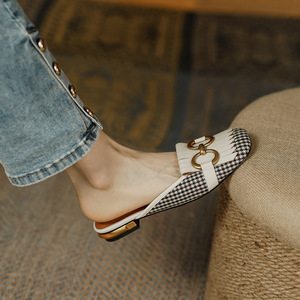 Summer Fashion Tassel Muller Shoes for Women Platform Style 2cm Low Heel Baotou Half Slipper-Factory Direct Wholesale - Product Image 1