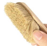 Brosse de nettoyage pour craie d'escalade en bois personnalisée Copfio avec poignée, différentes tailles disponibles, emballée dans un sac avec logo personnalisé