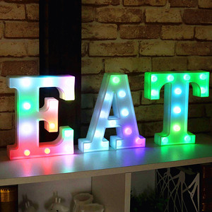 Colorido LED Letter Light Synchronous Controle Remoto Proposta Celebridade Internet <span class=keywords><strong>Digital</strong></span> Decoração Interior Decorações De Natal - Product Image 2