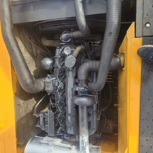 Excavatrice Hyundai 225LC-9 d'occasion du Japon, modèle 2022, moteur Cummins, 22 tonnes, boîte de vitesses, moteur, bonnes performances, prix avantageux - Product Image 4