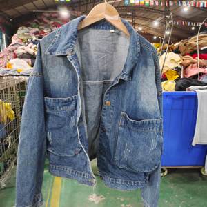 <span class=keywords><strong>Vente</strong></span> en gros de ballots de 45kg de costumes de femmes d'occasion vestes en jean d'occasion à la mode veste en jean d'occasion - Product Image 3