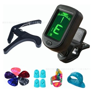 Ensemble d'accessoires pour guitare avec accordeur, capo, plectres et changeur de cordes pour instruments de <span class=keywords><strong>musique</strong></span> - Product Image 1