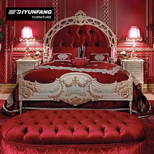 <span class=keywords><strong>Letto</strong></span> Matrimoniale di Lusso in Legno di Betulla Massello Intagliato a Mano con Finiture Dorate, <span class=keywords><strong>Letto</strong></span> Nuziale Imperiale di Alta Gamma - Product Image 3