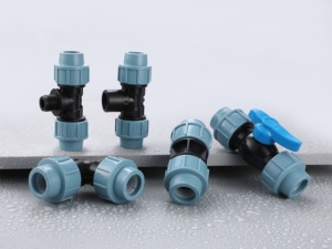 I raccordi per tubi dell'acqua superiore e inferiore in HDPE per acquario in PVC passano attraverso tubi di alimentazione dell'acqua in PVC di plastica con giunti filettati estesi - Product Image 2